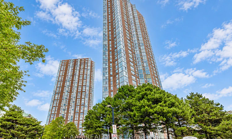 2101-5 Concorde Place