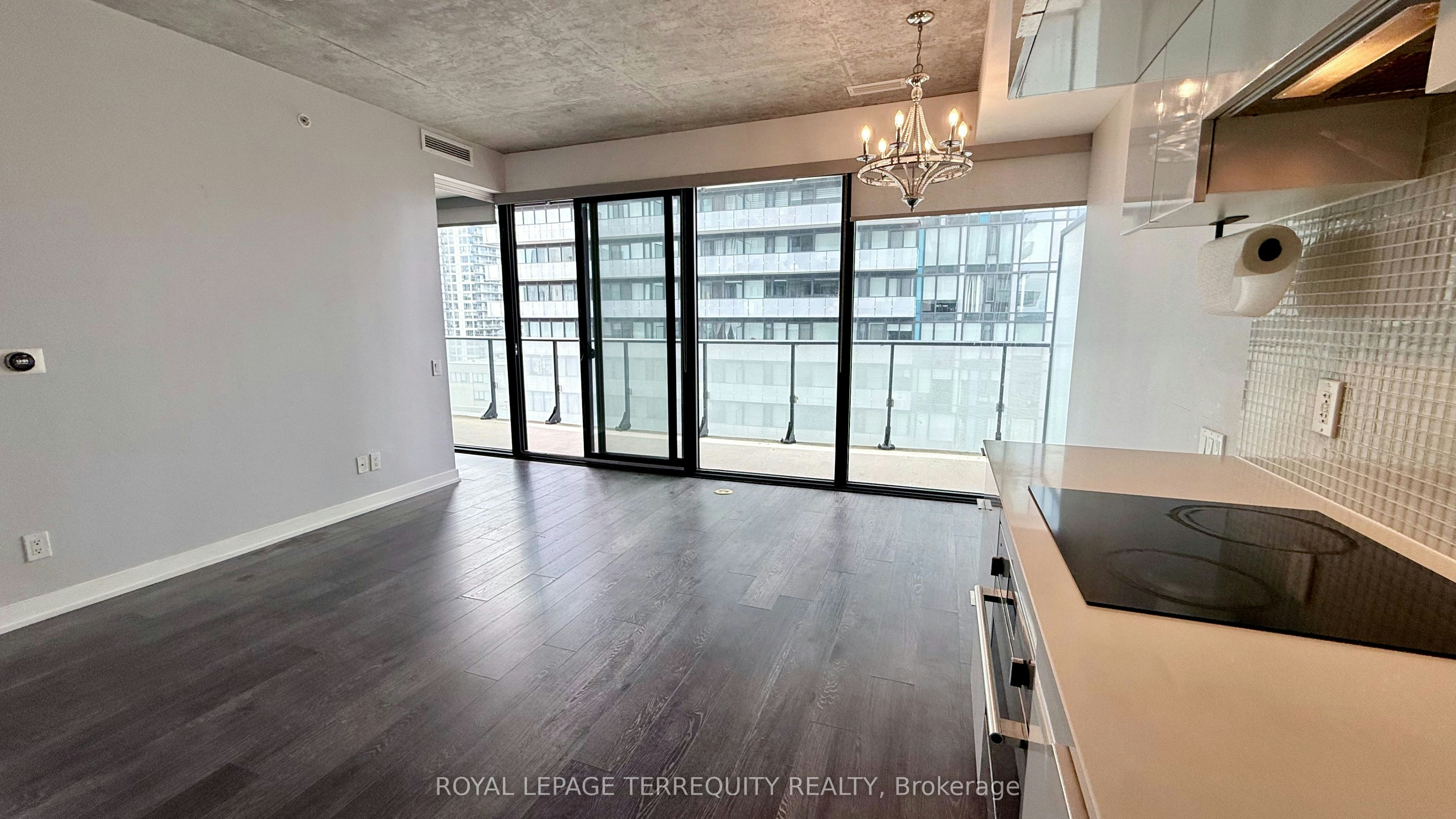 1502-185 Roehampton Avenue, Toronto, ON, M4P 0C6 - 7