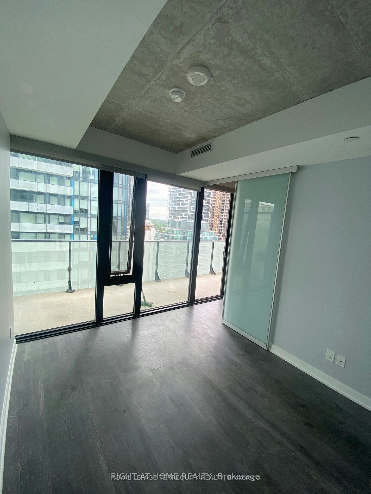 1502-185 Roehampton Avenue, Toronto, ON, M4P 0C6 - 3