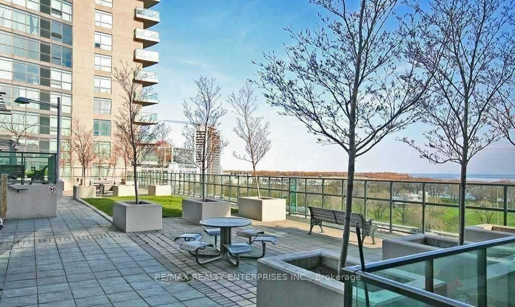 218-231 Fort York Boulevard, Toronto, ON, M5V 1B2 - 3