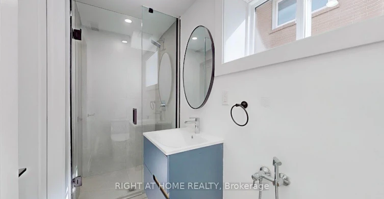 Basement/Studio-118 Clifton Avenue, Toronto, ON, M3H 4L3 - 5