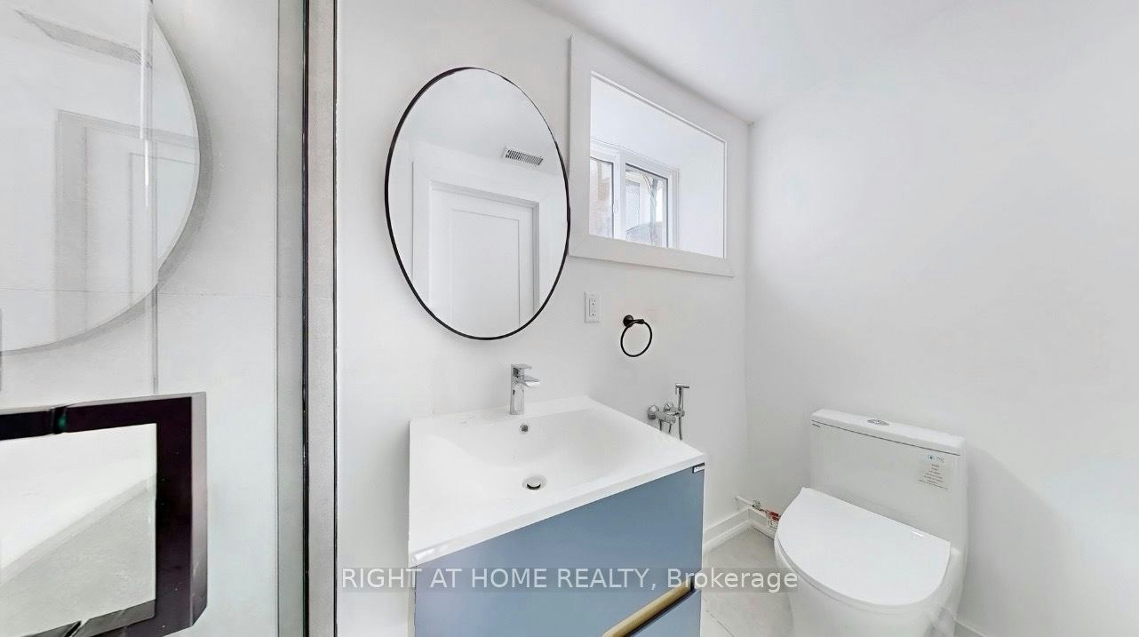 Basement/Studio-118 Clifton Avenue, Toronto, ON, M3H 4L3 - 6