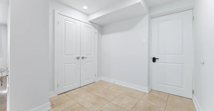 Lower-200 Goulding Avenue N, Toronto, ON, M2R 2P4 - 21