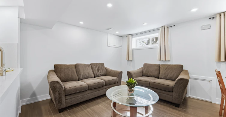 Lower-200 Goulding Avenue N, Toronto, ON, M2R 2P4 - 7