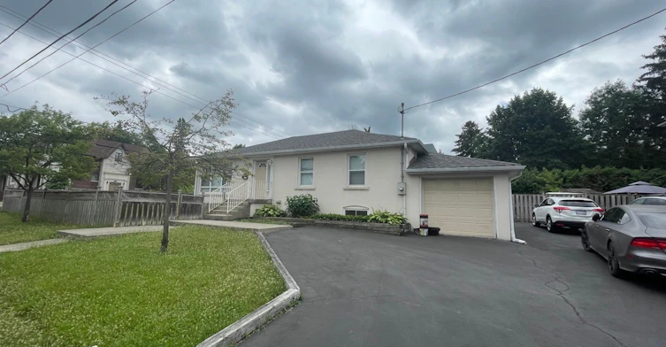 Lower-191 Princess Avenue, Toronto, ON, M2N 3R8