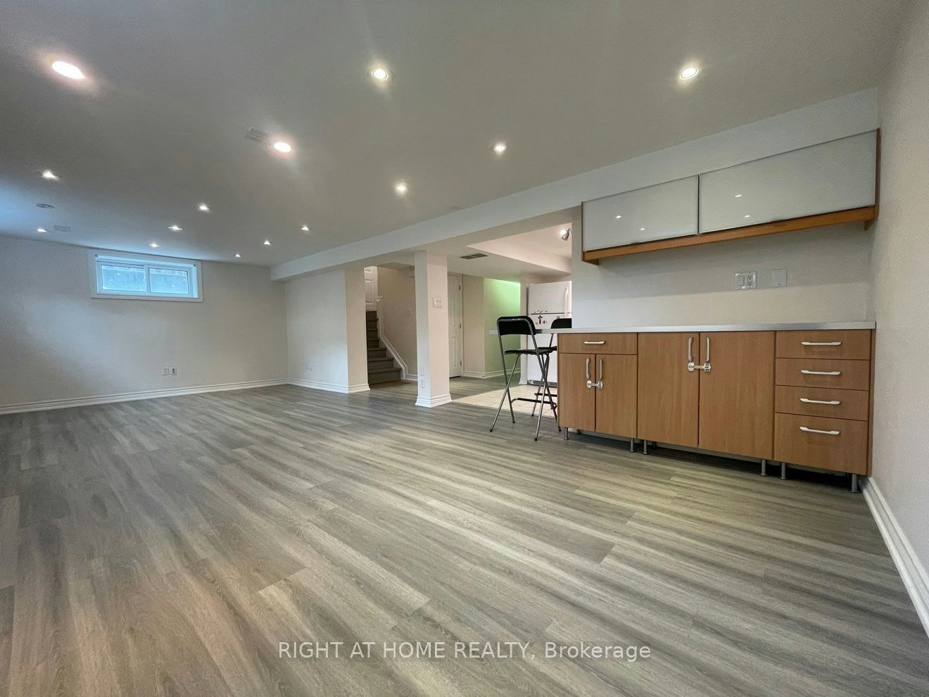 Lower-191 Princess Avenue, Toronto, ON, M2N 3R8 - 4