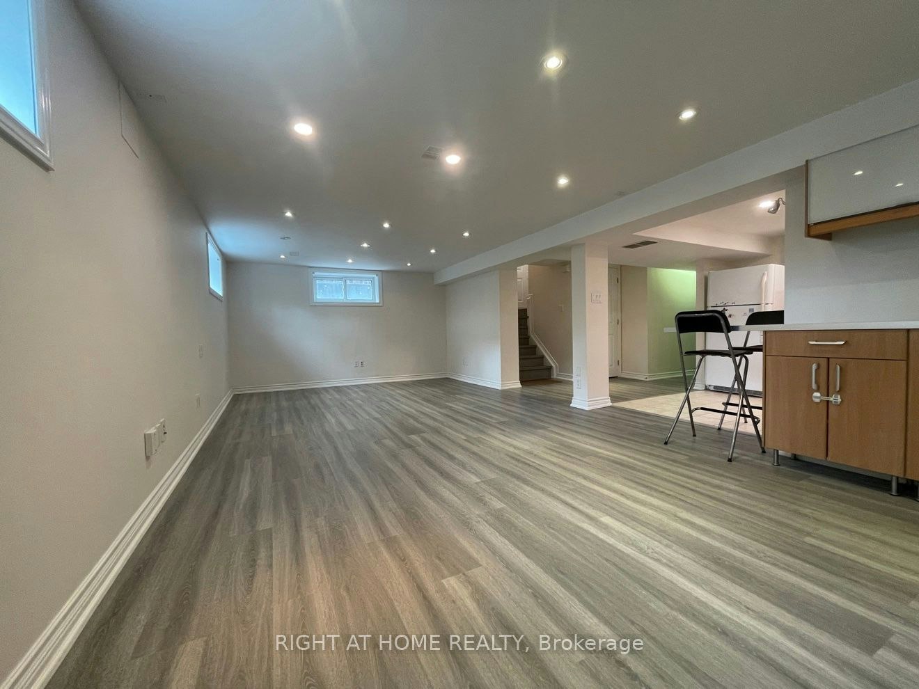 Lower-191 Princess Avenue, Toronto, ON, M2N 3R8 - 2