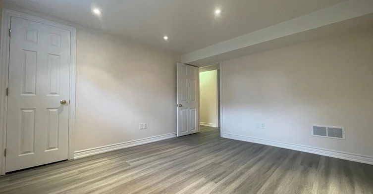 Lower-191 Princess Avenue, Toronto, ON, M2N 3R8 - 15