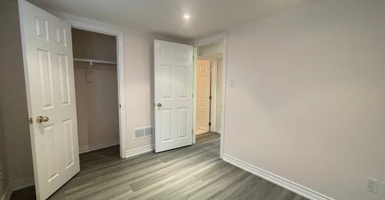 Lower-191 Princess Avenue, Toronto, ON, M2N 3R8 - 18