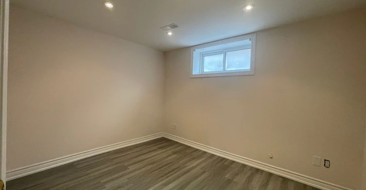 Lower-191 Princess Avenue, Toronto, ON, M2N 3R8 - 16