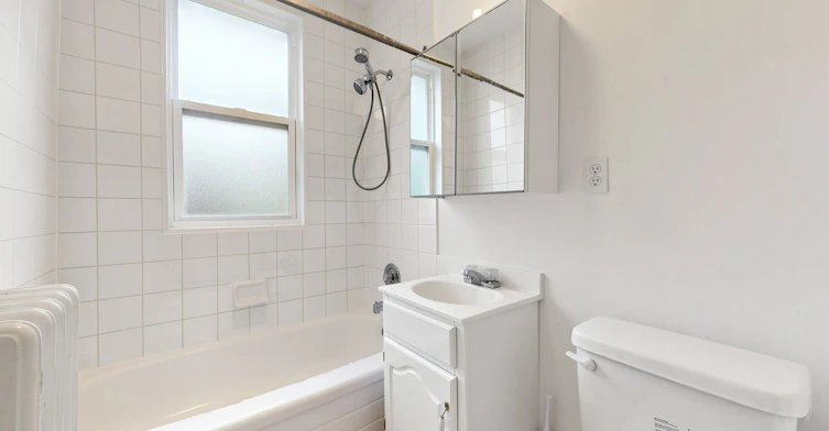 South 2nd-163 Highbourne Road, Toronto, ON, M5P 2J8 - 29