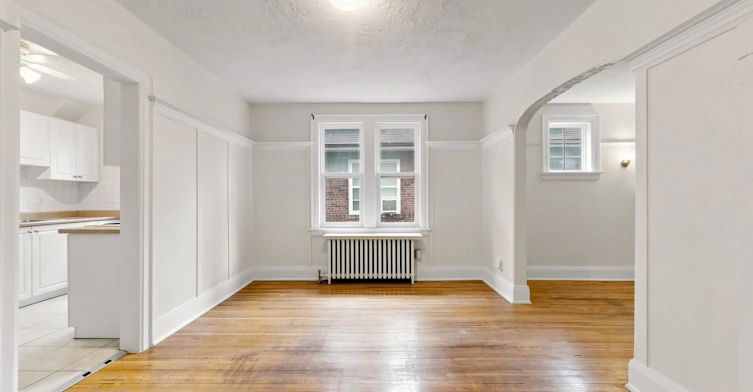 South 2nd-163 Highbourne Road, Toronto, ON, M5P 2J8 - 16