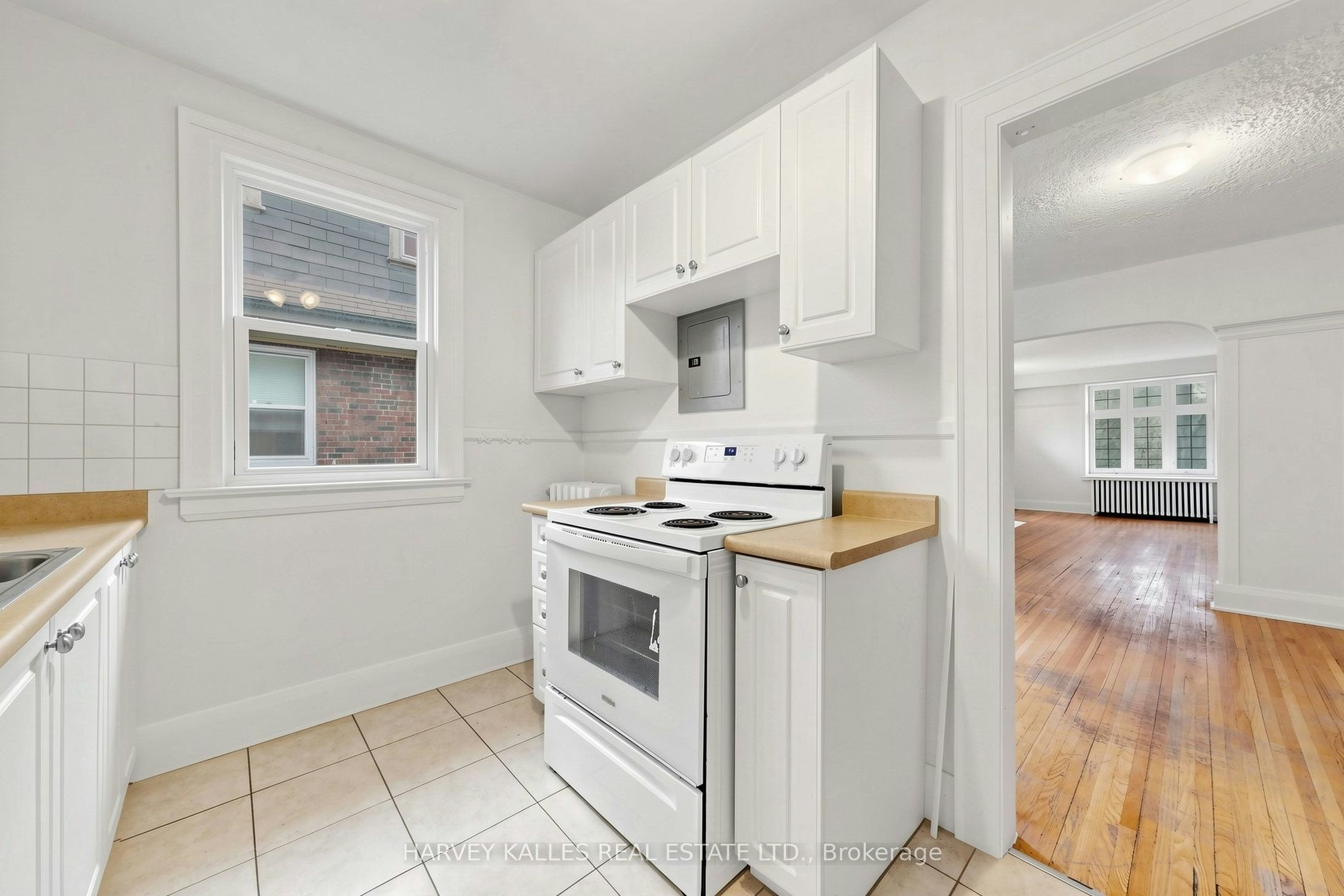 South 2nd-163 Highbourne Road, Toronto, ON, M5P 2J8 - 20