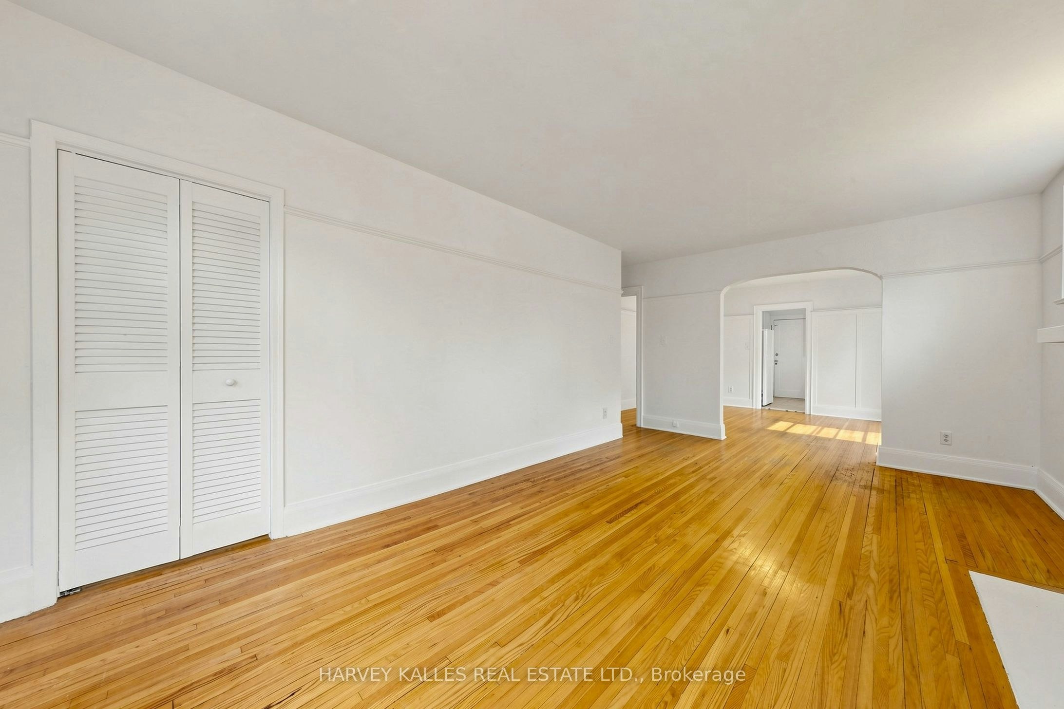 South 2nd-163 Highbourne Road, Toronto, ON, M5P 2J8 - 13