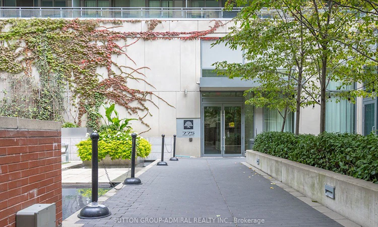 221-775 King Street W