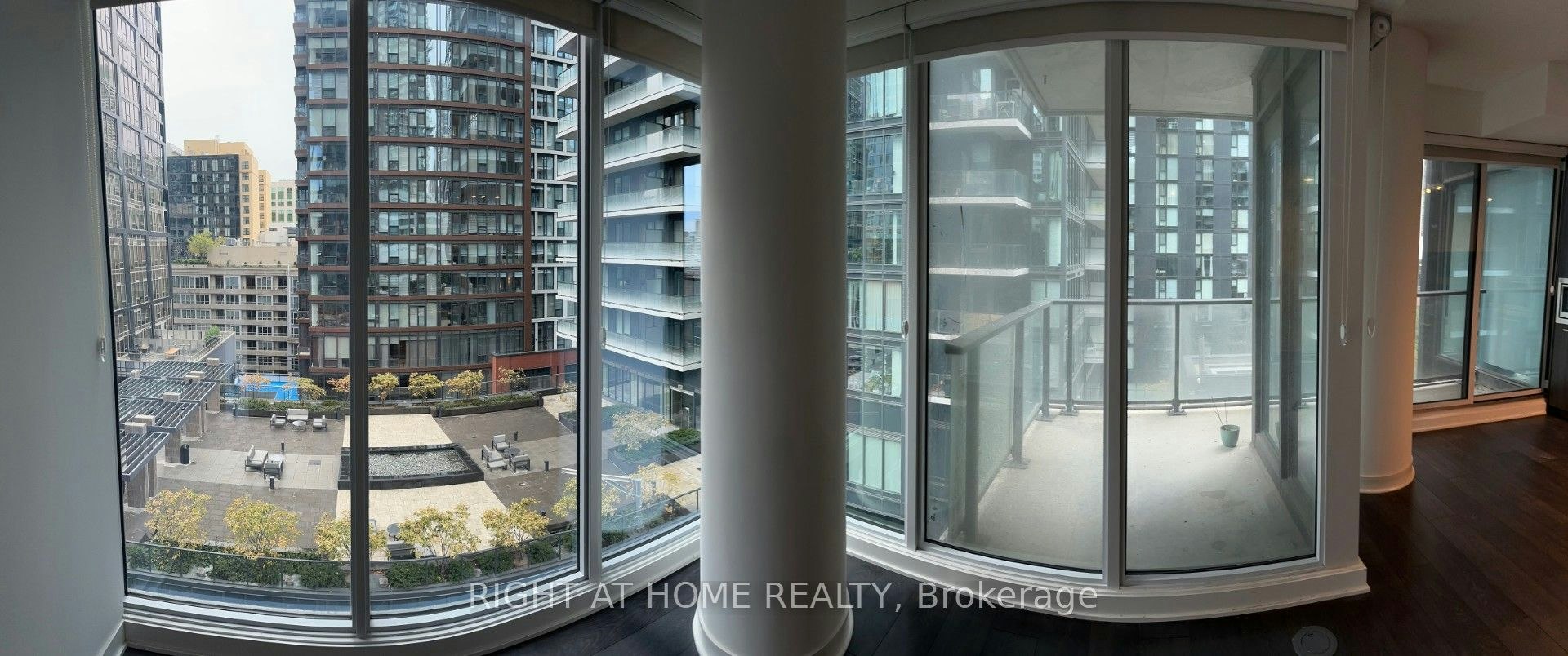 1202-125 Blue Jays Way, Toronto, ON, M5V 0N5 - 16