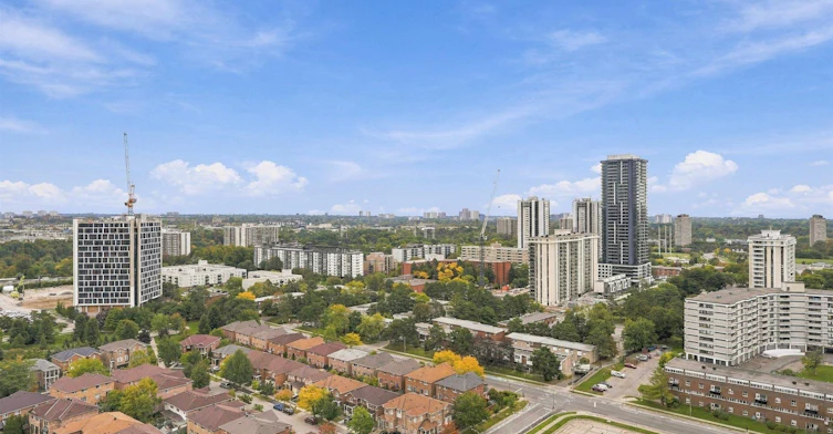 2207-6 Sonic Way, Toronto, ON, M3C 0P1 - 7