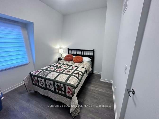 Room 4-9 Spruce Pines Crescent, Toronto, ON, M4A 0A9 - 2