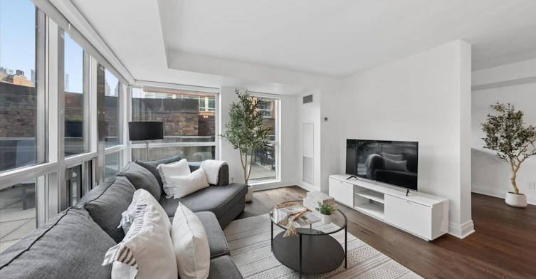 408-230 King Street E, Toronto, ON, M5A 1K5 - 4
