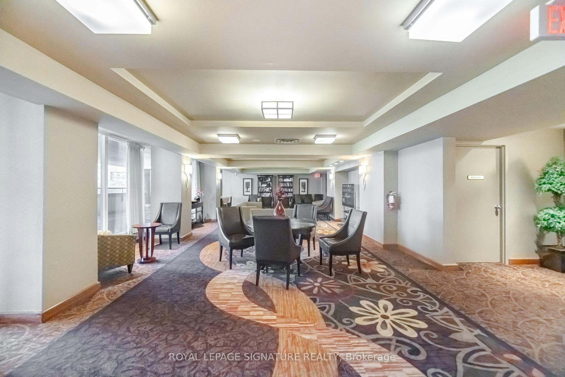 3603-750 Bay Street, Toronto, ON, M5G 1N6 - 36