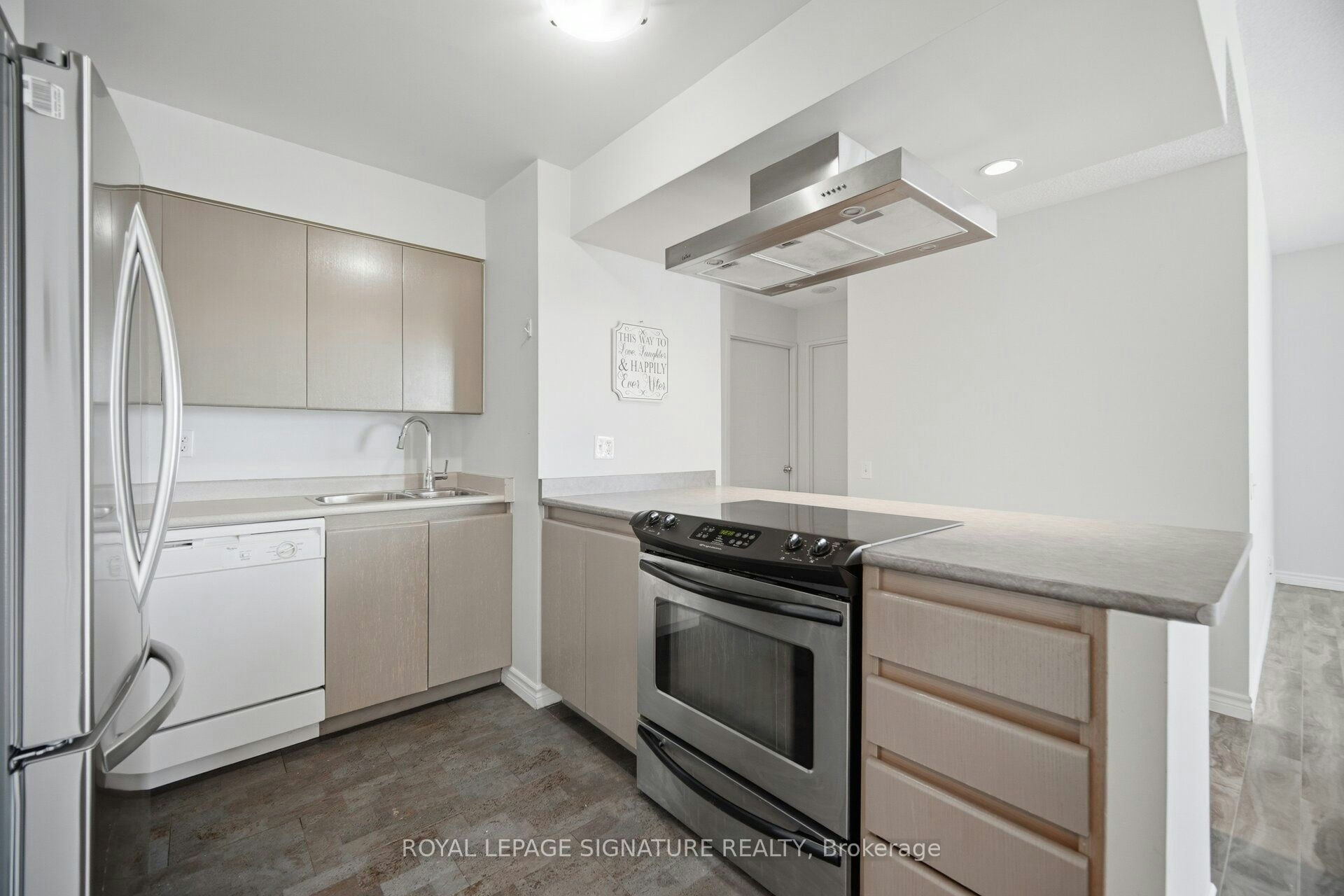 3603-750 Bay Street, Toronto, ON, M5G 1N6 - 13