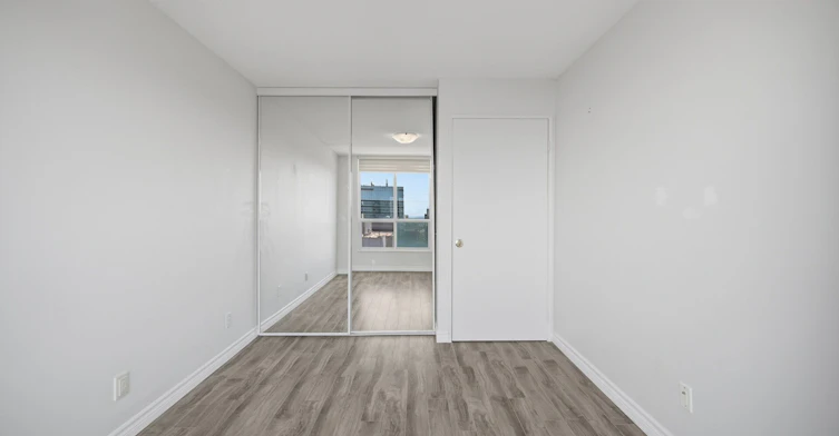 3603-750 Bay Street, Toronto, ON, M5G 1N6 - 24