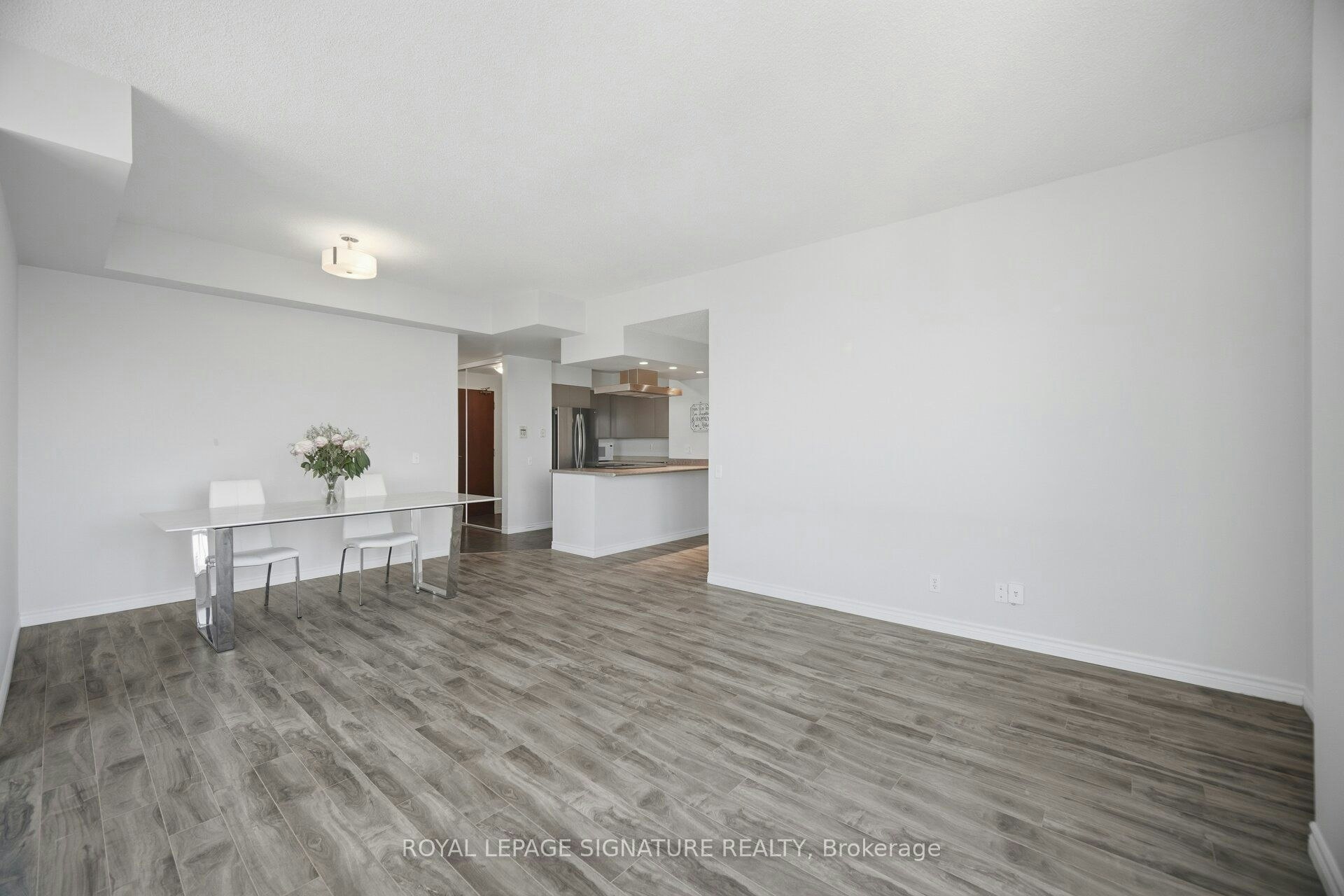3603-750 Bay Street, Toronto, ON, M5G 1N6 - 9