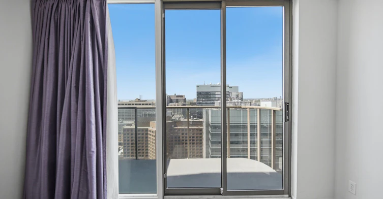 3603-750 Bay Street, Toronto, ON, M5G 1N6 - 17