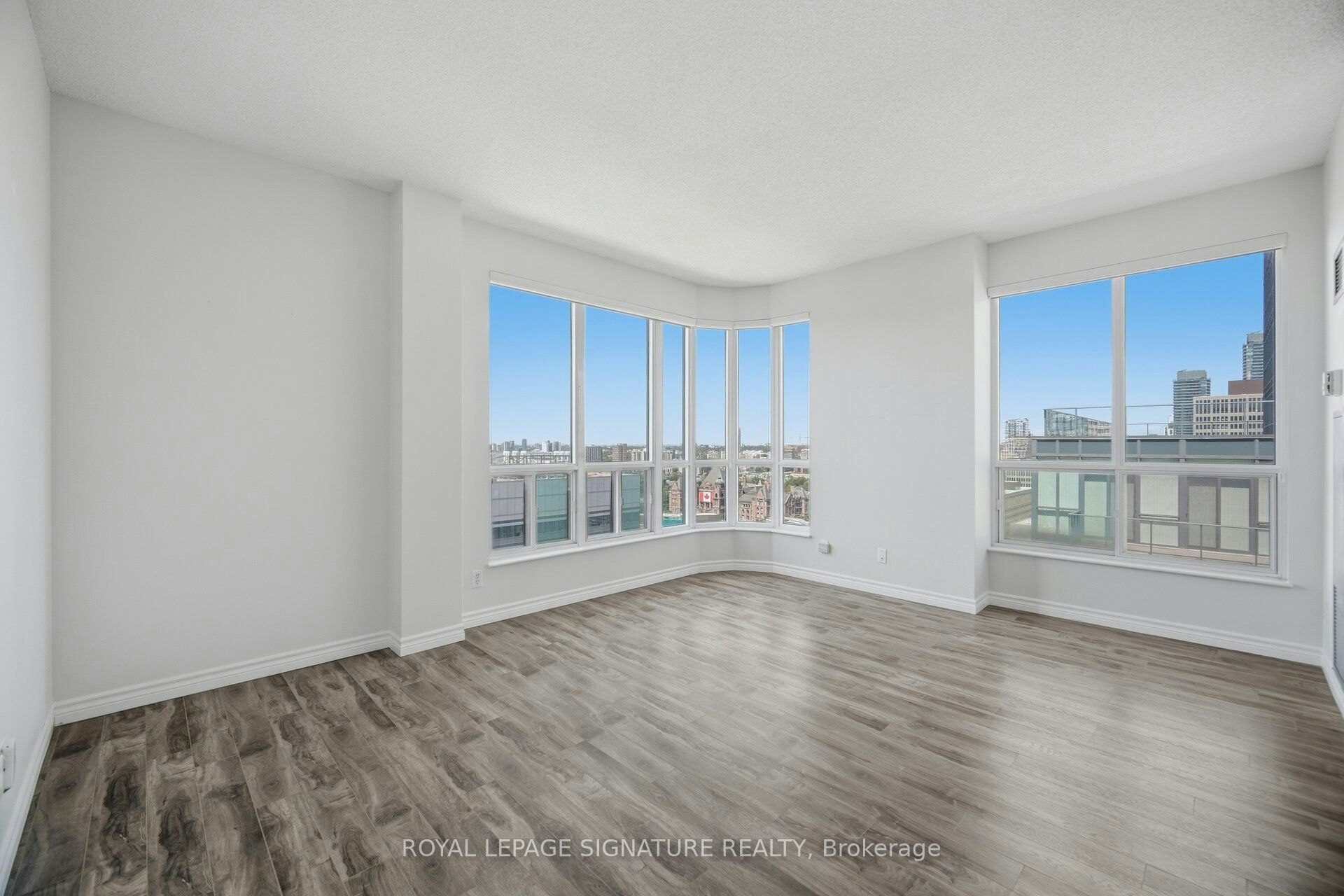 3603-750 Bay Street, Toronto, ON, M5G 1N6 - 8