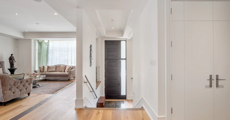267 Empress Avenue, Toronto, ON, M2N 3V2 - 3