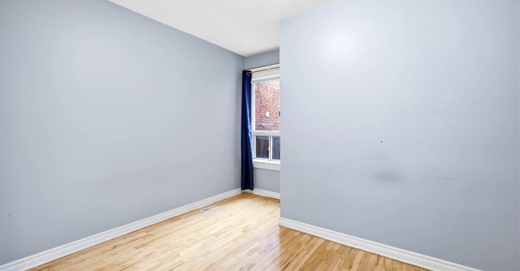 2-285 Oakwood Avenue, Toronto, ON, M6E 2V3 - 5