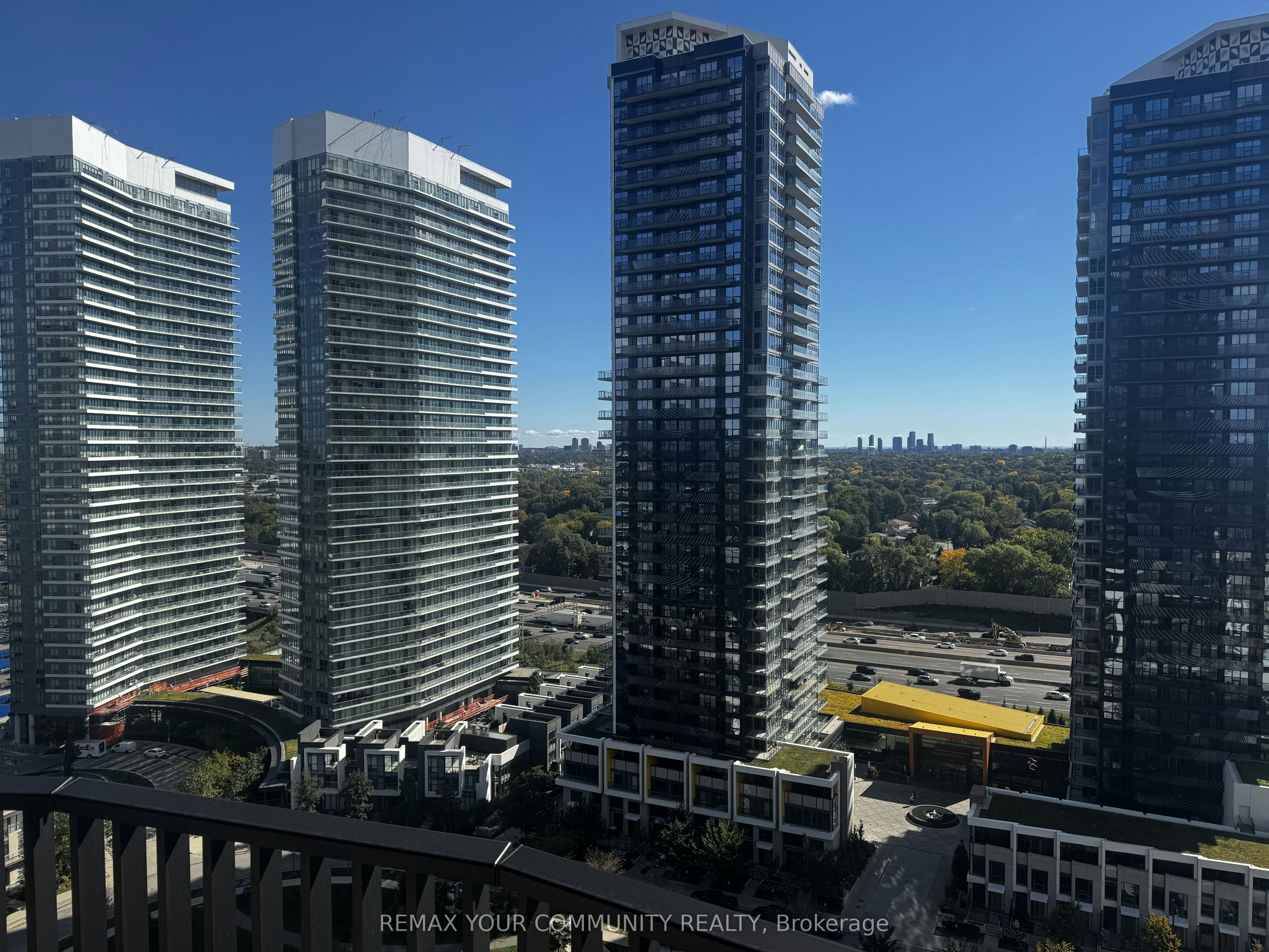2015-18 Esther Shrine Boulevard, Toronto, ON, M2K 0J7 - 19