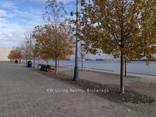609-15 Queens Quay E, Toronto, ON, M4Y 1A1 - 9