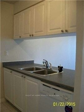1509-887 Bay Street, Toronto, ON, M5S 3K4 - 4