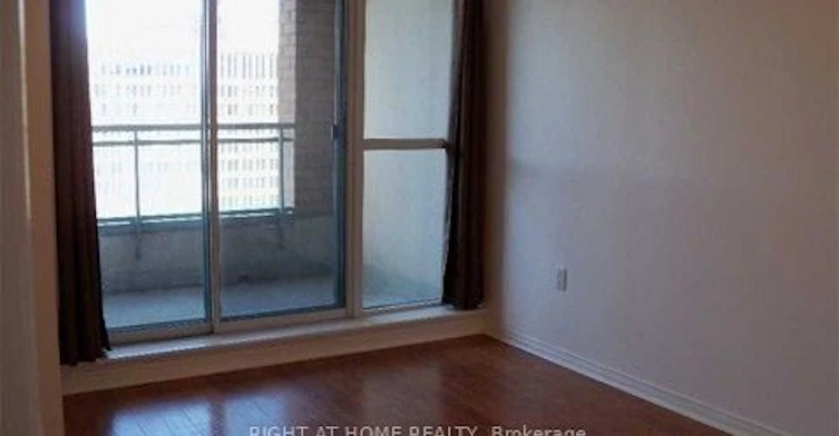 1509-887 Bay Street, Toronto, ON, M5S 3K4 - 3