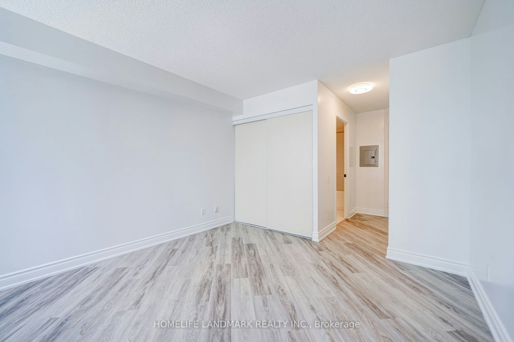 1006-8 Hillcrest Avenue, Toronto, ON, M2N 6Y6 - 24