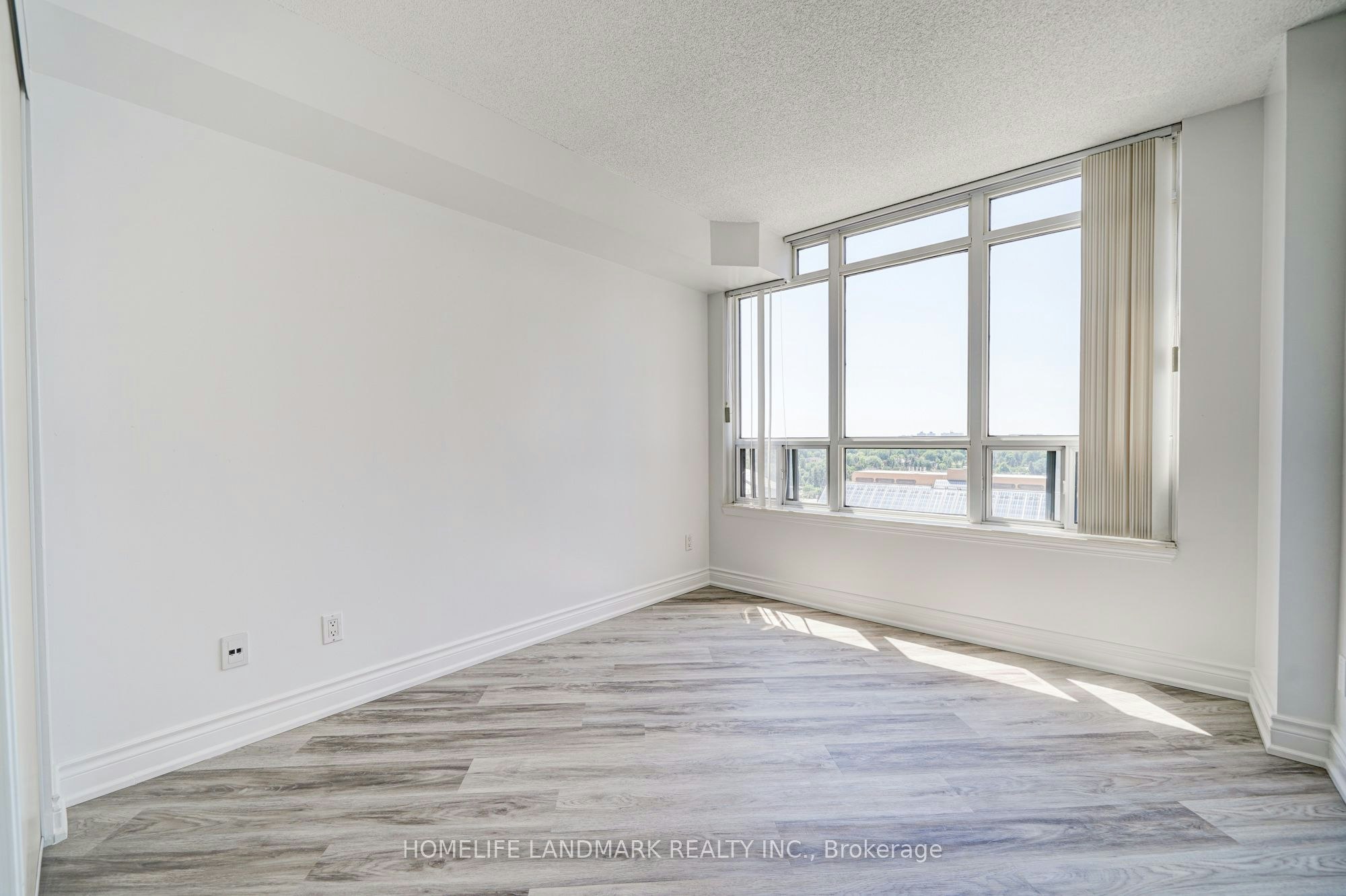 1006-8 Hillcrest Avenue, Toronto, ON, M2N 6Y6 - 19