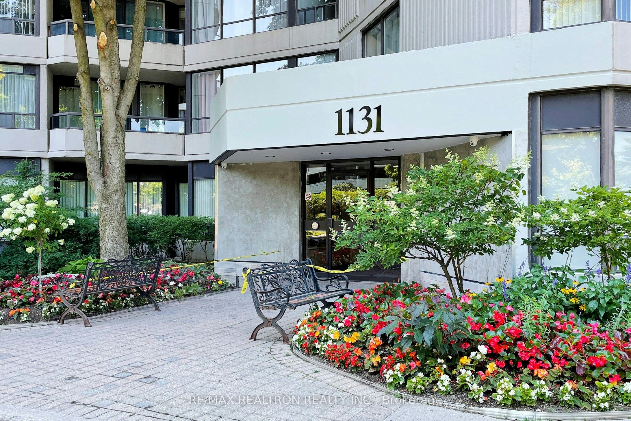 407-1131 Steeles Avenue W, Vaughan, ON, M2R 3W8 - 2