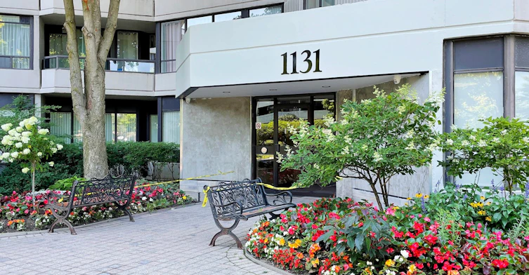 407-1131 Steeles Avenue W, Vaughan, ON, M2R 3W8 - 2