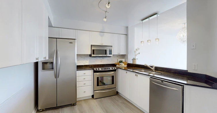 407-1131 Steeles Avenue W, Vaughan, ON, M2R 3W8 - 6