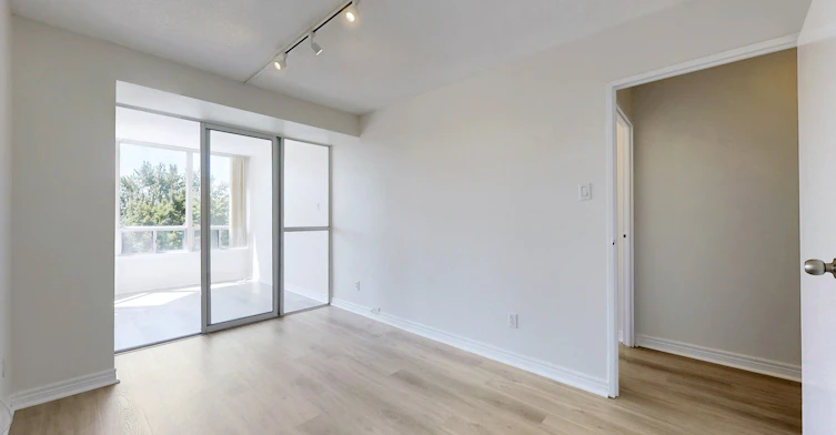 407-1131 Steeles Avenue W, Vaughan, ON, M2R 3W8 - 19