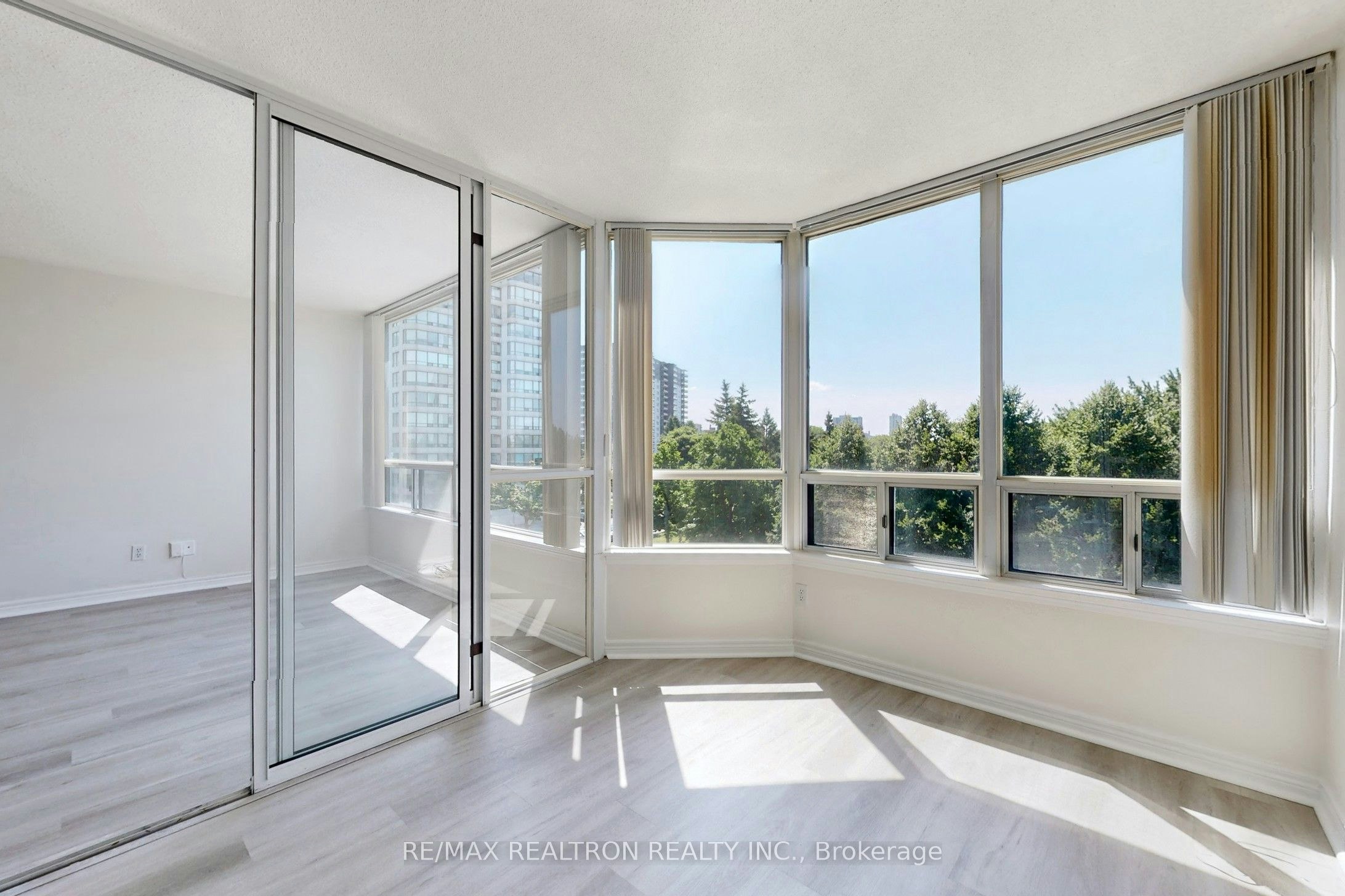 407-1131 Steeles Avenue W, Vaughan, ON, M2R 3W8 - 22