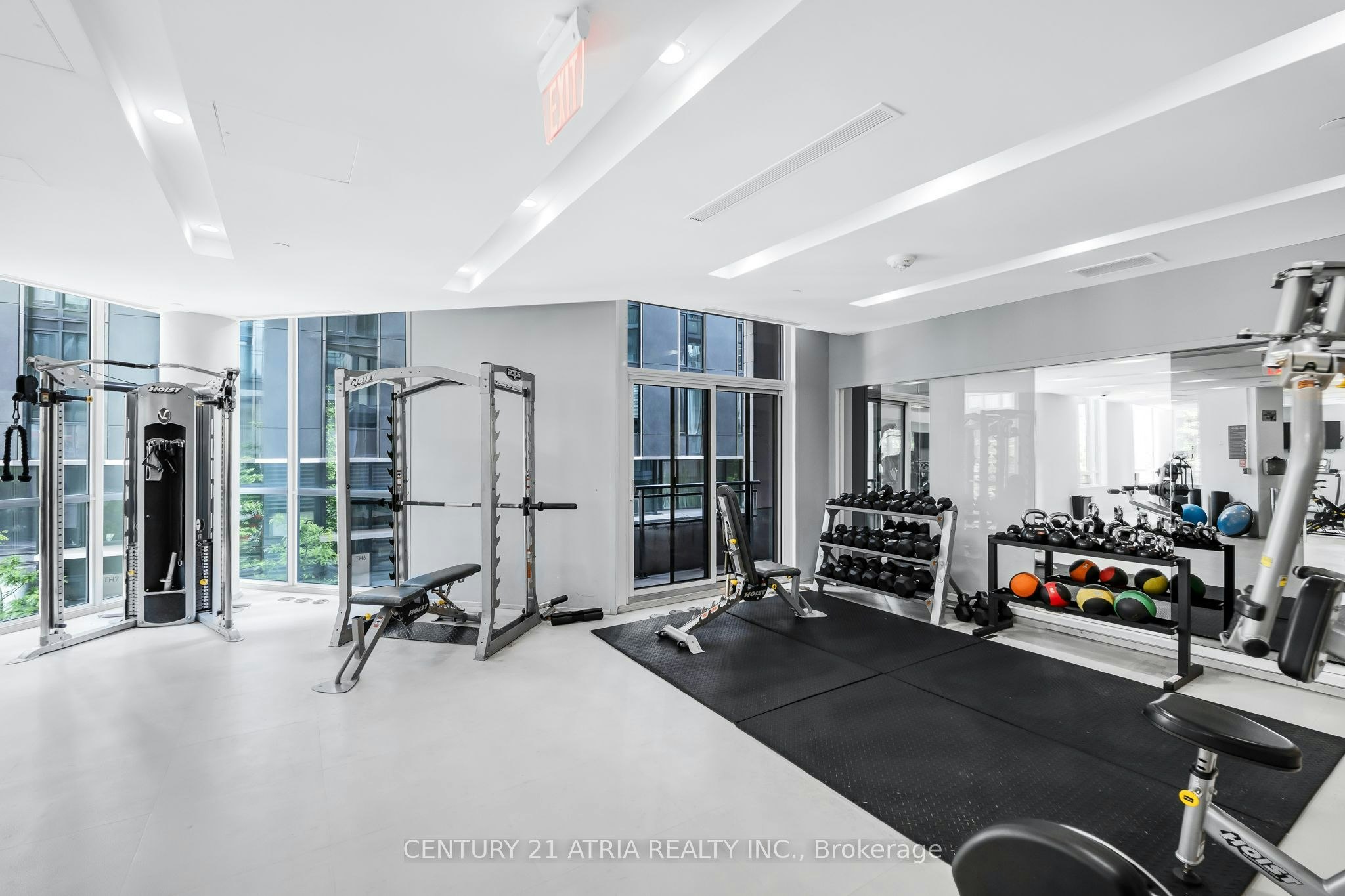 4215-45 Charles Street E, Toronto, ON, M4Y 0B8 - 12