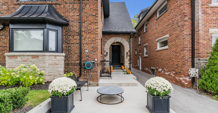 1-887 Avenue Road, Toronto, ON, M5P 2K7 - 3