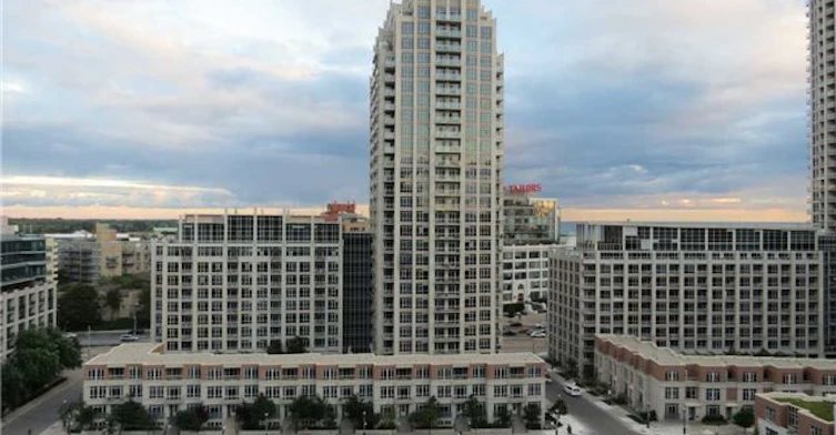 50 Bruyeres Mews, Toronto, ON, M5V 0G8 - 5