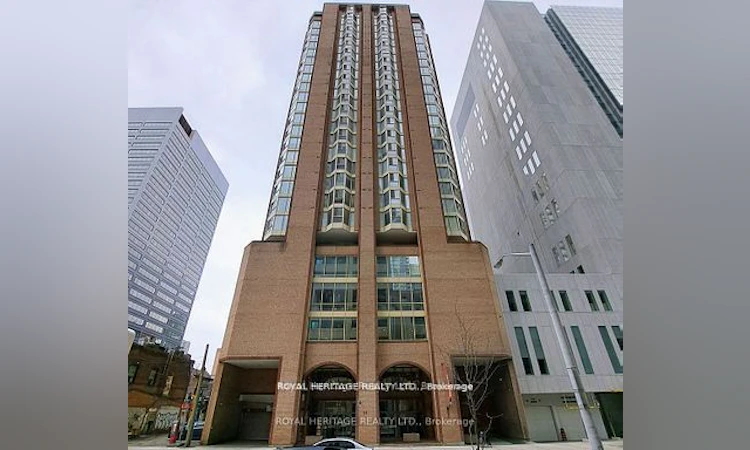 2307-55 Centre Avenue