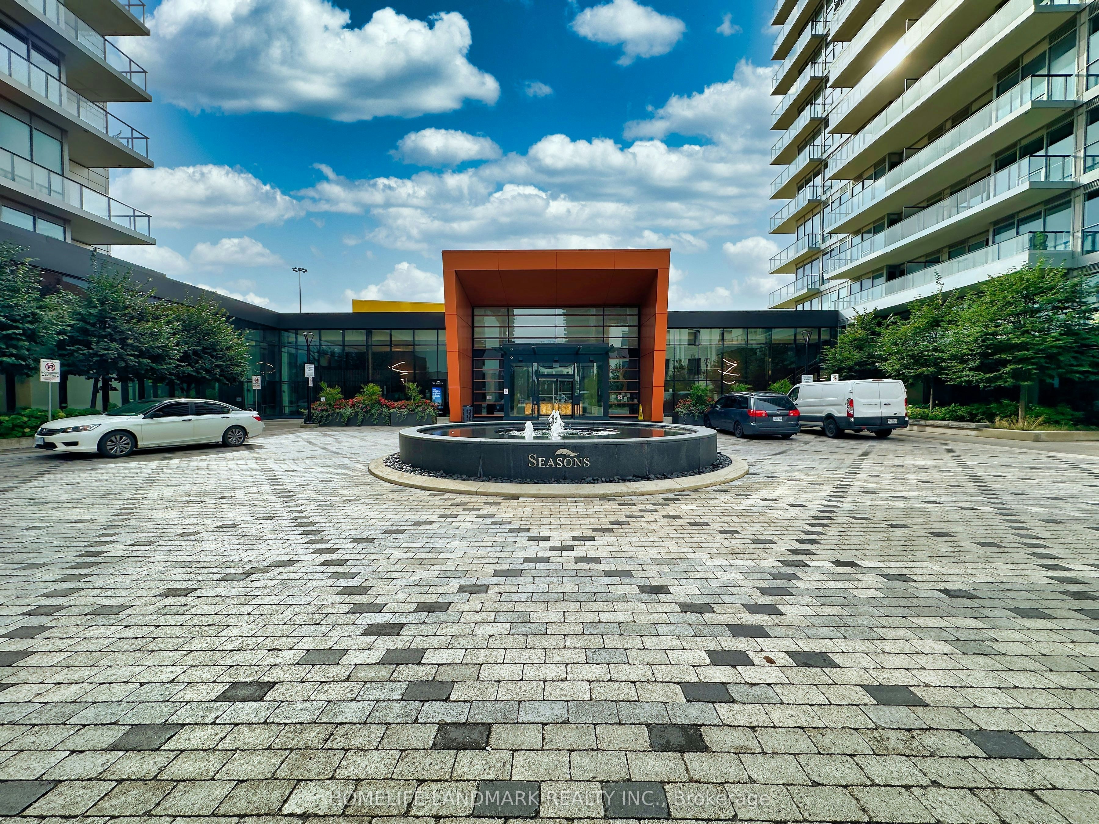 801-95 Mcmahon Drive, Toronto, ON, M2K 0H2