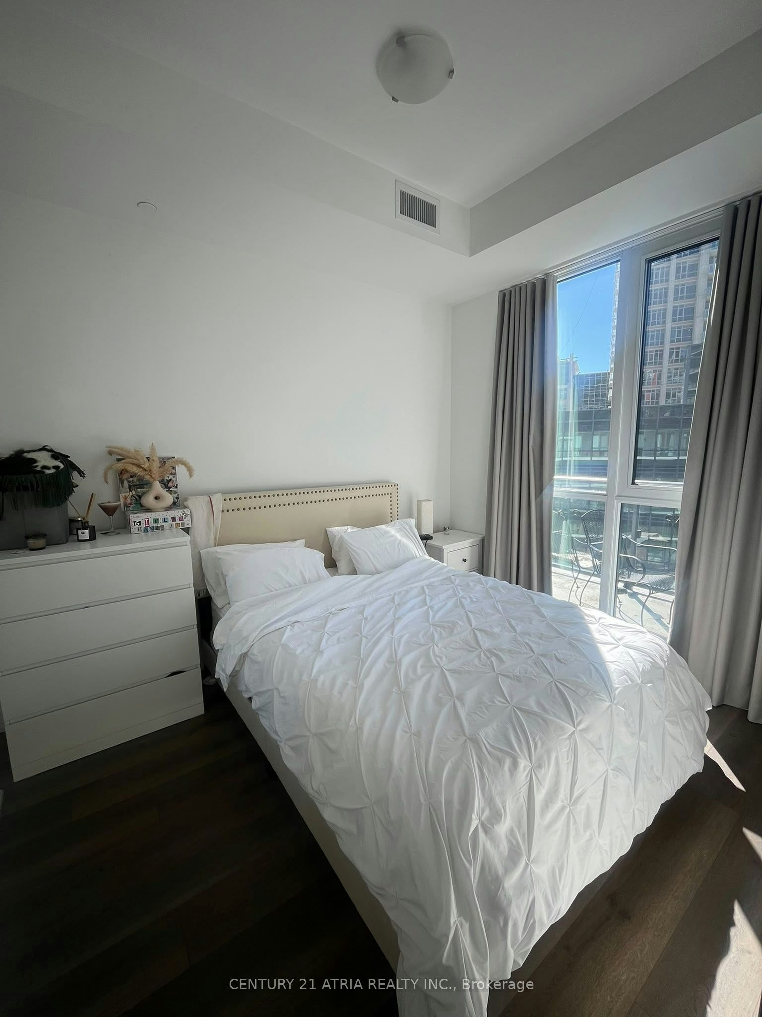 707-38 Iannuzzi Street, Toronto, ON, M5V 0S2 - 7
