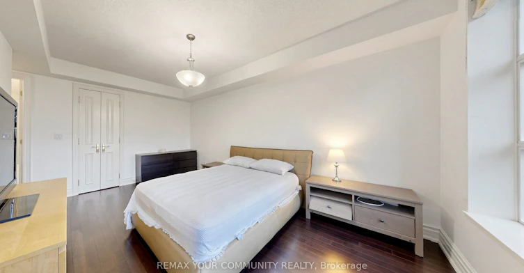 410-10 Old York Mills Road, Toronto, ON, M2P 2G9 - 36