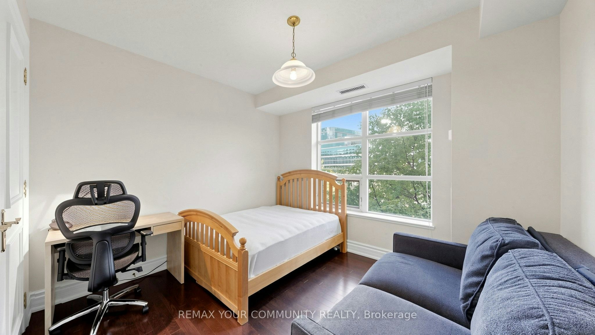 410-10 Old York Mills Road, Toronto, ON, M2P 2G9 - 29